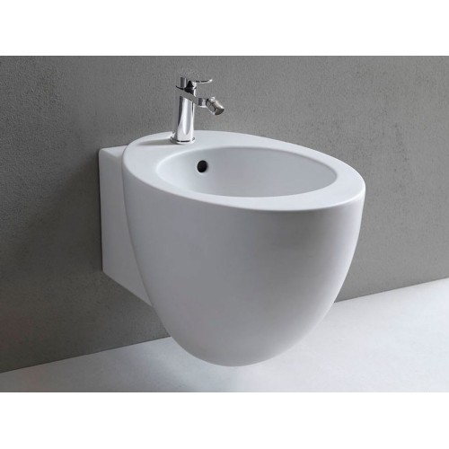 Le Giare is a suspended bidet of the Sky brand | Terracerámica