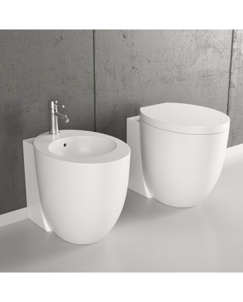 Le Giare es un inodoro a suelo de la marca Cielo | Terracerámica