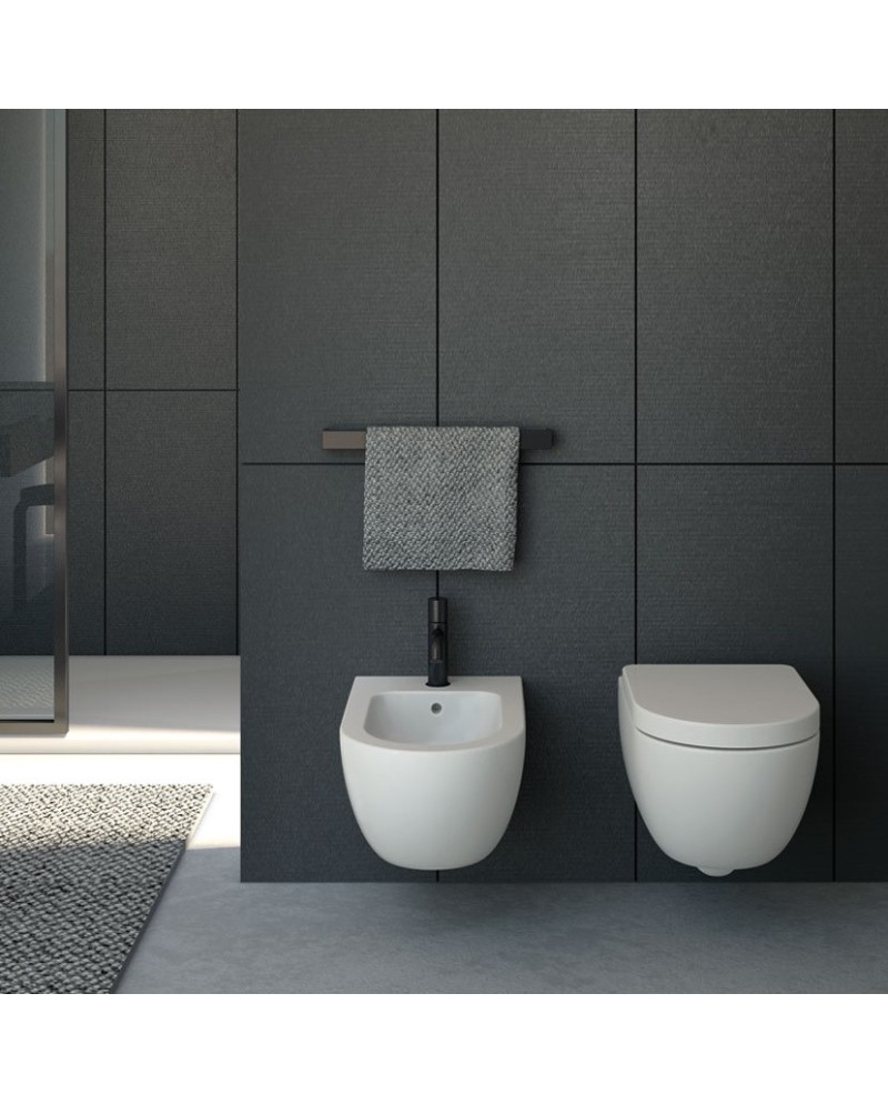 Enjoy es un inodoro disponible en colores de Cielo | Terracerámica