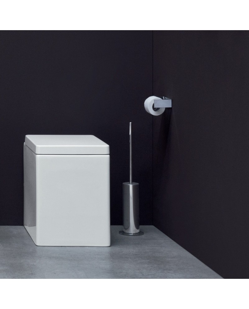 Cool es un inodoro a suelo de la marca Nic | Terracerámica