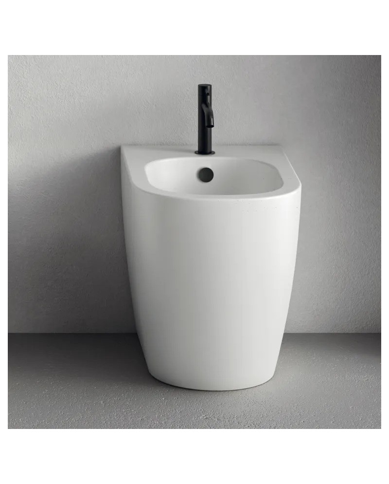 Pin es un bidé a suelo cerámico de la marca Nic | Trerracerámica