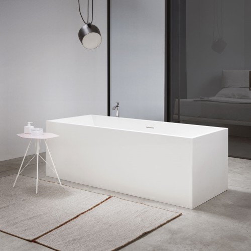 Bañera exenta de la marca NIC, modelo Pool | Terracerámica