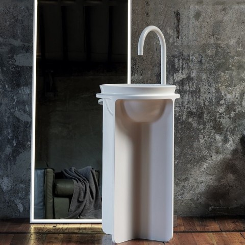 Controstampo es un lavabo freestanding de Falper | Terracerámica