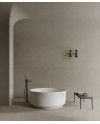Arc es una bañera exenta de la firma Inbani | Terracerámica