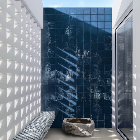 Sol es un porcelánico en brillo de Ragno | Terracerámica