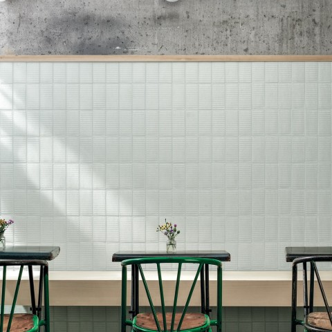 Venezia es un azulejo todo masa artesanal de Opificio | Terracerámica