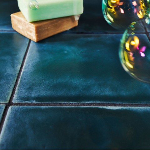 Venezia es un azulejo todo masa artesanal de Opificio | Terracerámica