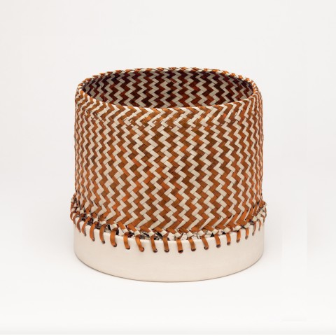 Basquet Nude Rigid es un cesto de mimbre y cerámica | Terracerámica