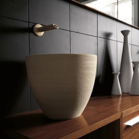 Cono Natural de Terzofoco es un lavabo sobre encimera | Terracerámica